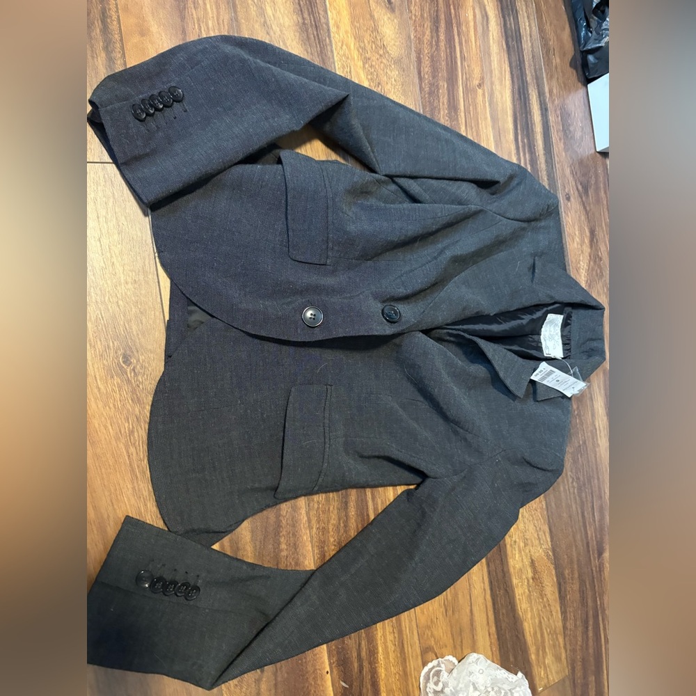 NWT classy blazer.  Size 5